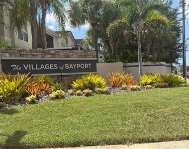 6211 Bayside Key Drive - Photo Thumbnail 1