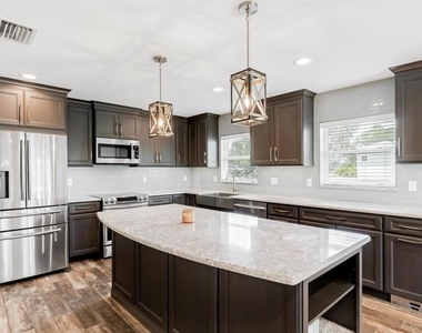 3792 Arkansas Avenue Ne - Photo Thumbnail 7