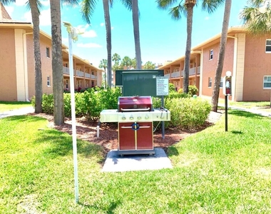 12760 Indian Rocks Road - Photo Thumbnail 9