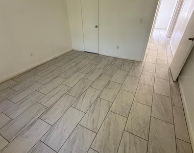 7047 Balboa Drive - Photo Thumbnail 6