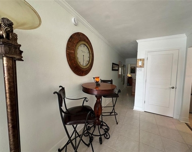 6161 Gulf Winds Drive - Photo Thumbnail 21