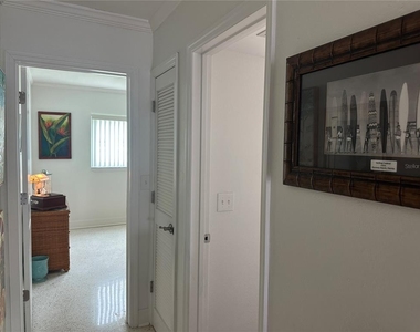 6161 Gulf Winds Drive - Photo Thumbnail 9
