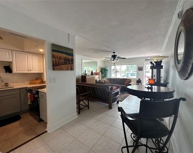 6161 Gulf Winds Drive - Photo Thumbnail 20