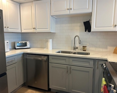 6161 Gulf Winds Drive - Photo Thumbnail 38