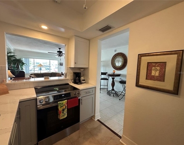 6161 Gulf Winds Drive - Photo Thumbnail 3