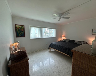 6161 Gulf Winds Drive - Photo Thumbnail 15