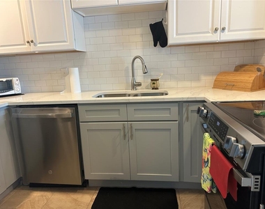 6161 Gulf Winds Drive - Photo Thumbnail 39