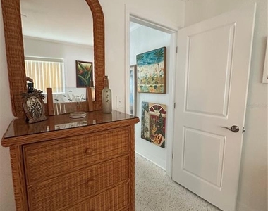 6161 Gulf Winds Drive - Photo Thumbnail 18