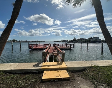 6161 Gulf Winds Drive - Photo Thumbnail 63