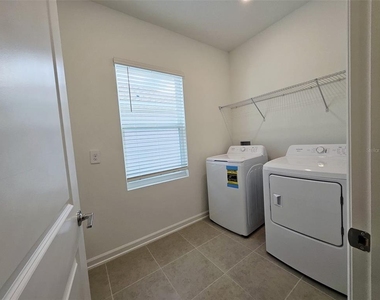 6072 Zen Way - Photo Thumbnail 9