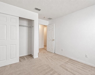 1503 Blue Horizon Drive - Photo Thumbnail 22