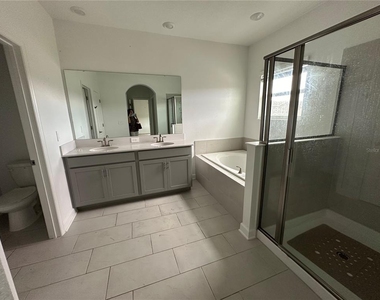 3115 Addison Boulevard - Photo Thumbnail 10