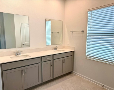 2970 Armstrong Avenue - Photo Thumbnail 29