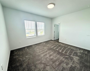 2970 Armstrong Avenue - Photo Thumbnail 36