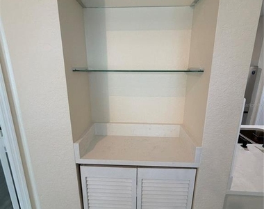 8815 Dunes Court - Photo Thumbnail 15