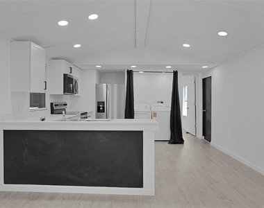 33514 Luana Court - Photo Thumbnail 15
