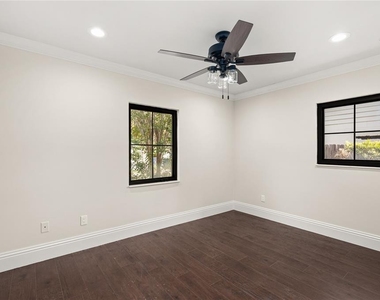 648 Fitzwalter Drive - Photo Thumbnail 7