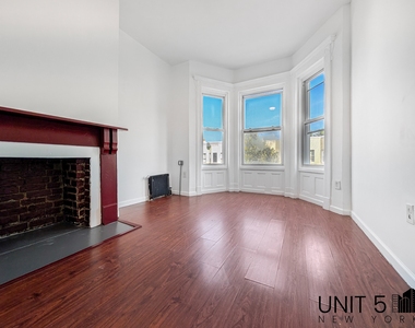 232 Covert Street - Photo Thumbnail 7