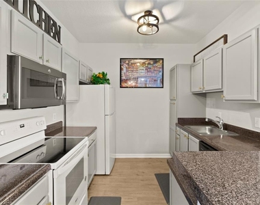 4802 51st Street W - Photo Thumbnail 9