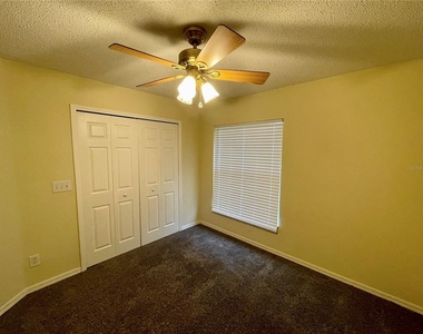 12119 Warwick Circle - Photo Thumbnail 17