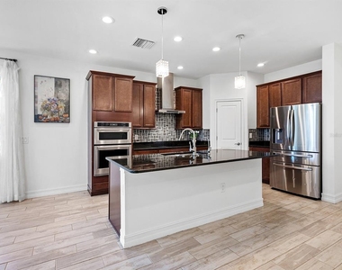 4401 Conchfish Lane - Photo Thumbnail 10