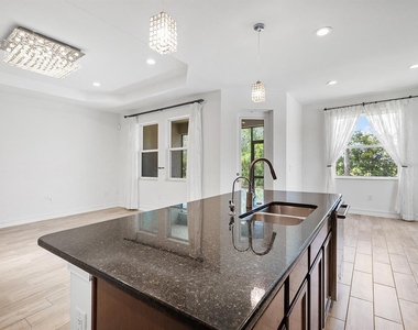 4401 Conchfish Lane - Photo Thumbnail 8