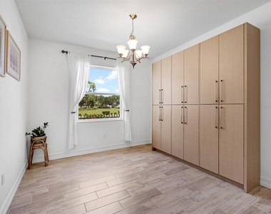 4401 Conchfish Lane - Photo Thumbnail 6