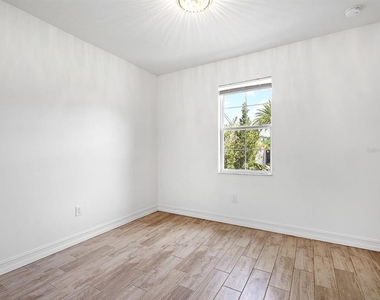 4401 Conchfish Lane - Photo Thumbnail 23
