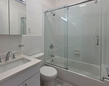 West 73rd Street - Photo Thumbnail 4