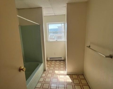 38 Clay Street - Photo Thumbnail 4