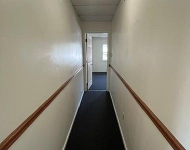 38 Clay Street - Photo Thumbnail 6