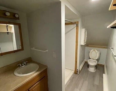 38 Clay Street - Photo Thumbnail 6