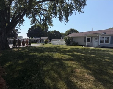 49 Seyfried Avenue - Photo Thumbnail 14