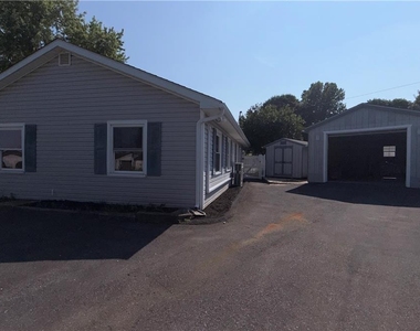 49 Seyfried Avenue - Photo Thumbnail 29