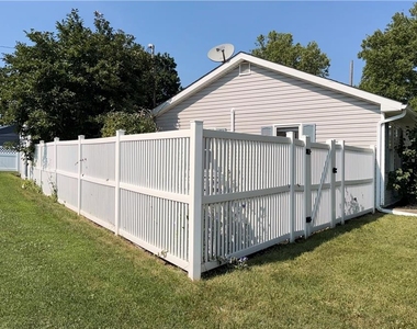 49 Seyfried Avenue - Photo Thumbnail 22