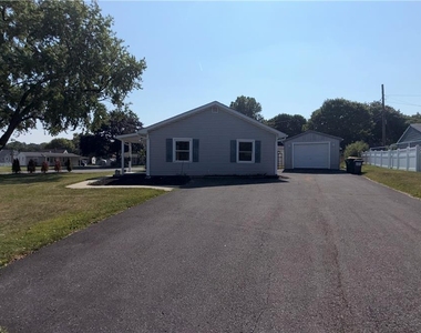 49 Seyfried Avenue - Photo Thumbnail 32