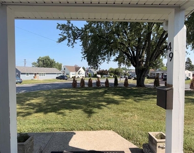 49 Seyfried Avenue - Photo Thumbnail 13