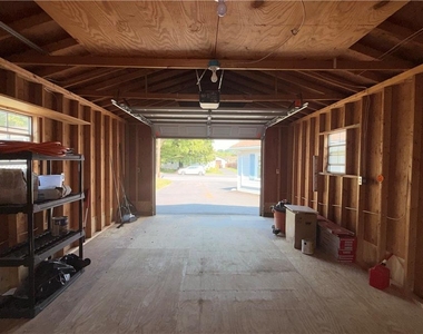 49 Seyfried Avenue - Photo Thumbnail 9