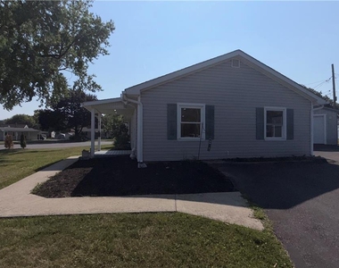 49 Seyfried Avenue - Photo Thumbnail 30
