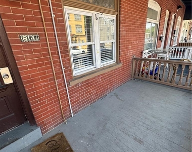814 Washington Street - Photo Thumbnail 1