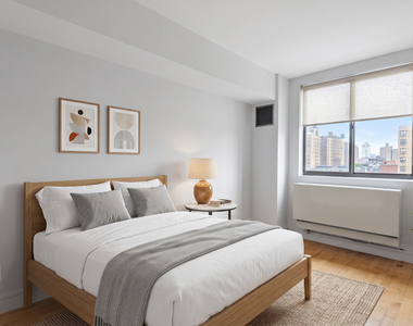 323 West 96th Street - Photo Thumbnail 2