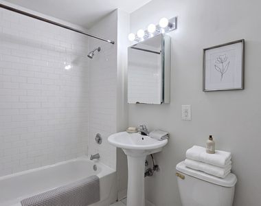 323 West 96th Street - Photo Thumbnail 5