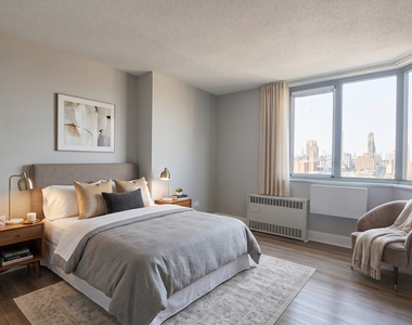 3333 Broadway - Photo Thumbnail 1