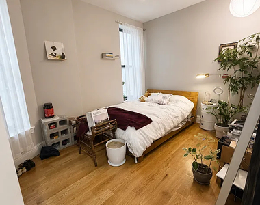 352 Myrtle Avenue - Photo Thumbnail 4