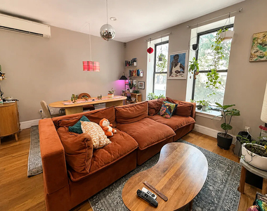 352 Myrtle Avenue - Photo Thumbnail 1