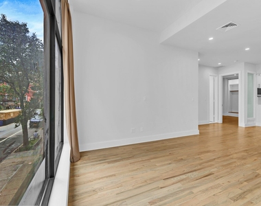 124 East 27th Street - Photo Thumbnail 6