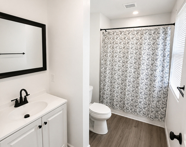 15 Lincoln Place - Photo Thumbnail 8