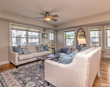 32 Grant Street - Photo Thumbnail 8