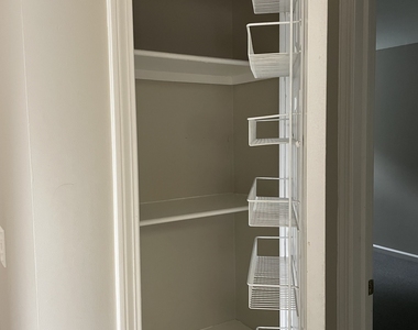 7 Terrace Place - Photo Thumbnail 3