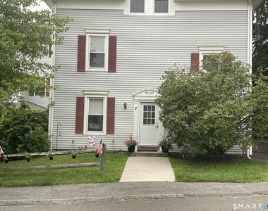 7 Terrace Place - Photo Thumbnail 2